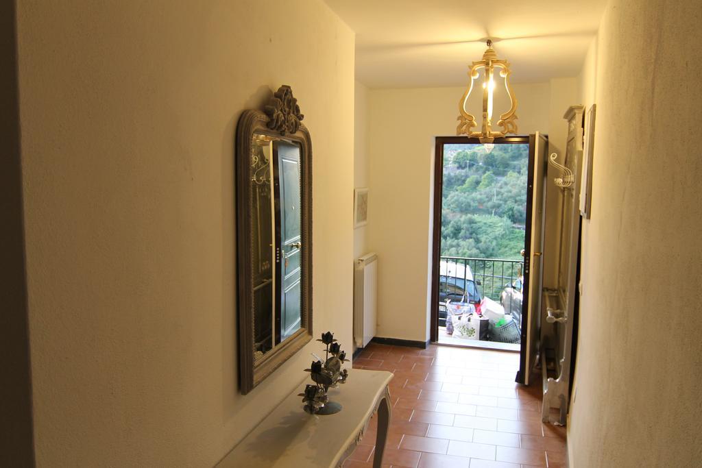 5 Lands Stone Cottage Levanto Room photo